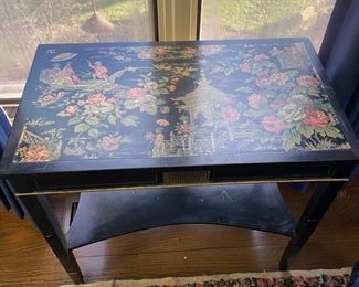 Hand decorated lacquered table 
