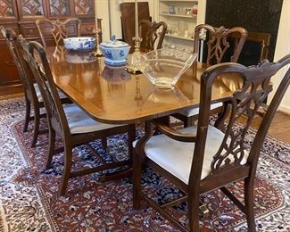 Drexel banded mahogany dining table & 8 chairs