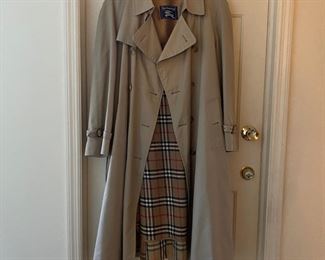 Burberrys trench coat - Mens xl