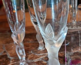 Faberge Kissing Doves Stemware