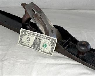 SIZE COMPARISON STANLEY #8 