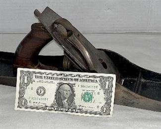 SIZE COMPARISON STANLEY #7 