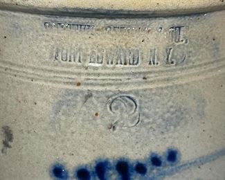 DETAILED VIEW OF IMPRESSED MARK