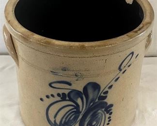 19th CENTURY BLUE DECORATED STONEWARE CROCK “NORTON WORCESTER MASS” 