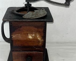 WOODEN COFFEE GRINDER 