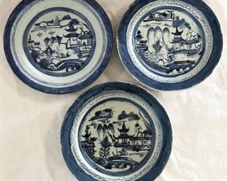 ANTIQUE CANTON DINNER PLATES 