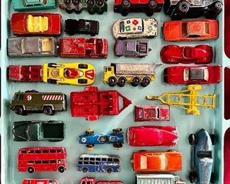 LOT OF VINTAGE MATCH BOX ETC. 