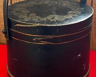 LARGE WOODEN FIRKIN 