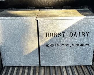 VINTAGE MILK BOTTLE BOXES 