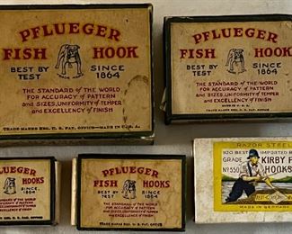 VINTAGE PFLUEGER / KIRBY FISH HOOKS IN ORIGINAL BOXES 