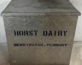 HORST DAIRY BENNINGTON VT MILK BOTTLE BOX - HOLDS 6 BOTTLES 