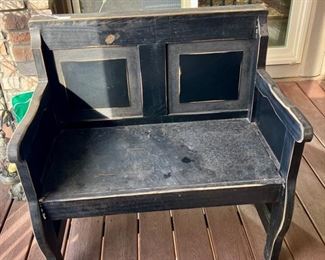 Farmhouse-Style Black Bench!