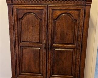 Highboy/Armoire 