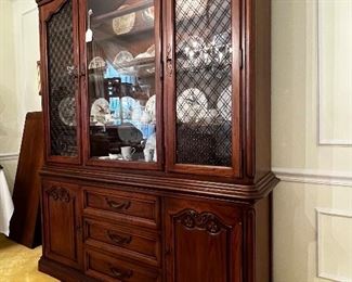 LIGHTED CHINA CABINET