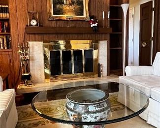 GLASS TOP URN COFFEE TABLE