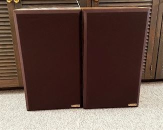 PARALLAX SPEAKER SYSTEM