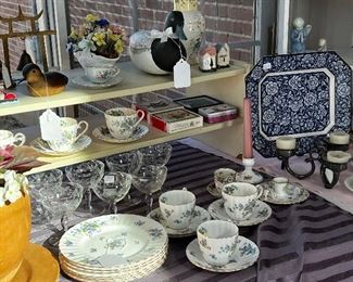 MORE CHINA AND DECOR