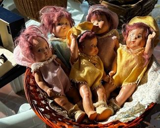 Complete original set of Dionne Quintuplets composition dolls 