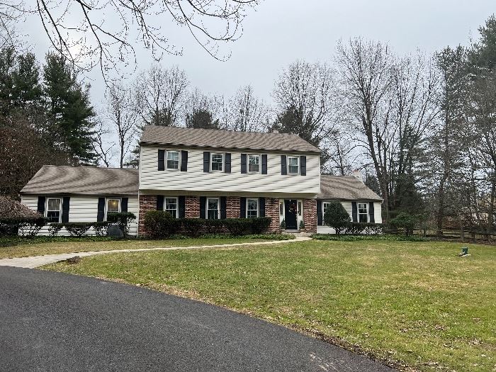 Steal Of A Deal Hydrangeas’ Estate Sales... starts on 1/25/2023