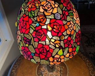 Tiffany Style-Stained Glass Table Lamp with Rose Motif