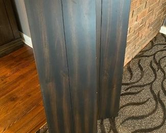 Great Veca Furniture Dining Room Set with 2 Leaves