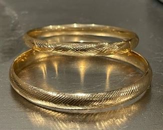 14KT GOLD Etched Dominican Bangle Bracelets - PAIR
