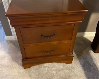 Solid Wood 5 Piece Bedroom Set