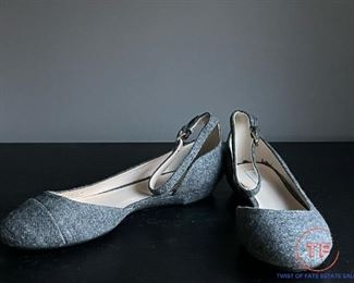 Ladies COLE HAAN Size 8 Shoes