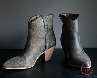 Ladies FRYE AND CO. Size 8 Boots