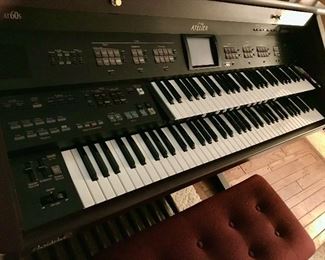 Roland Atelier AT60 Organ 