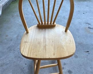 Counter Height Swivel Bar Stool