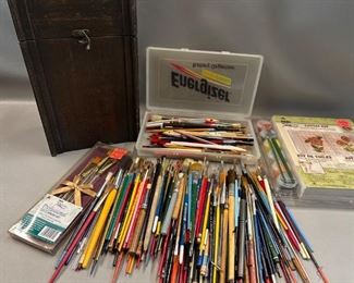 Assorted Paint Brushes, Wooden Case and Cavas Paint Kit