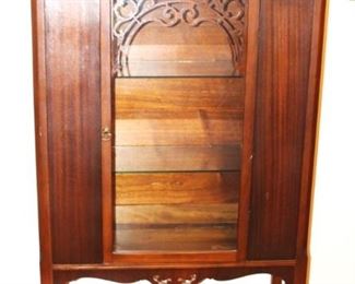 Lovely antique display cabinet.