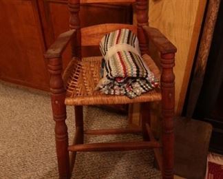 CHILDS HIGH CHAIR - RUG
