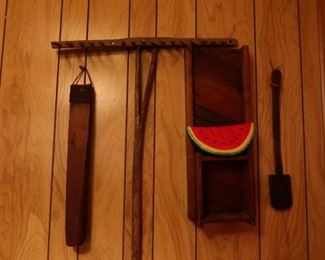 ANTIQUE RAKE - ANTIQUE SLICER - SHOVEL - SHARPENER