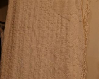 CHENILE BEDSPREAD