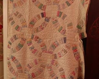 VINTAGE HANDMADE QUILT