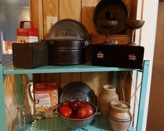 CROCKS - TINS - DRAINER 