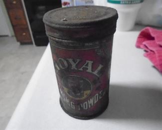 Vintage Royal baking powder tin