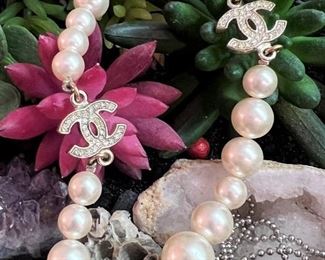 Vintage Chanel logo pearl necklace