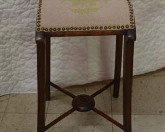 Victorian Music Chair 