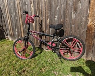 Mongoose Craze 20" Bicycle