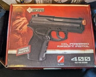Crosman Elite CO2 Powered Airsoft Pistol