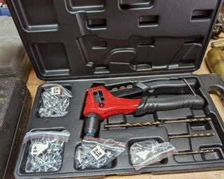 Wetols Rivet Gun