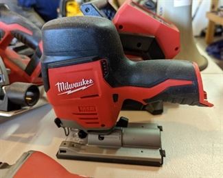 Milwaukee Miter Saw