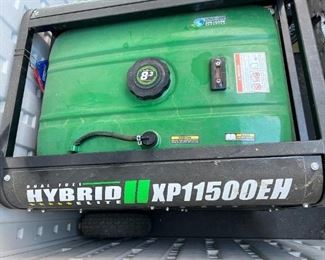 Duromax XP 1150EH 1500 Watt gas or propane powered generator