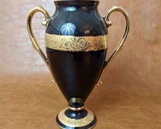 Limoges Castel 22K Gold Trim Vase