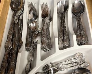 Stainless flatware 