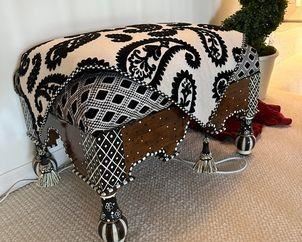 Square MacKenzie-Childs   Square tuffet