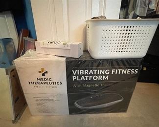 New in box vibrating fitness platform 